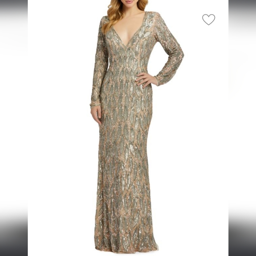 Mac Duggal 4578 Long Sleeve Sequined Column Gown size 4